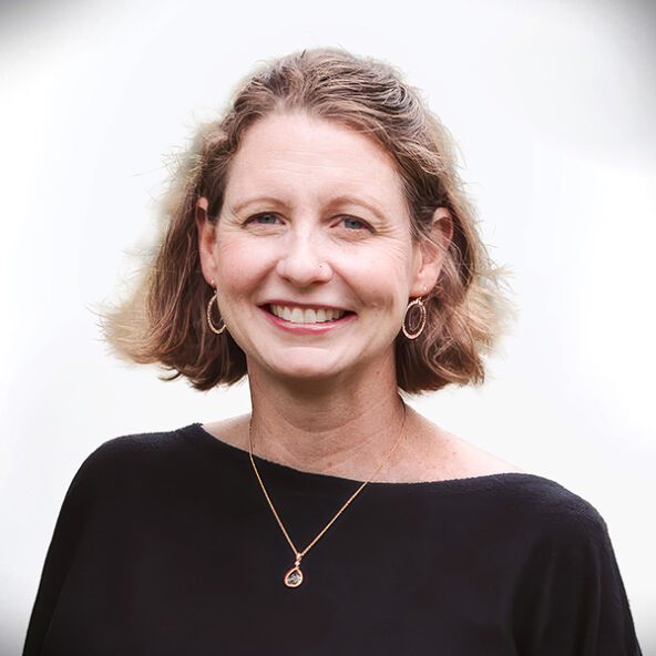 Tracy Headshots Web Square